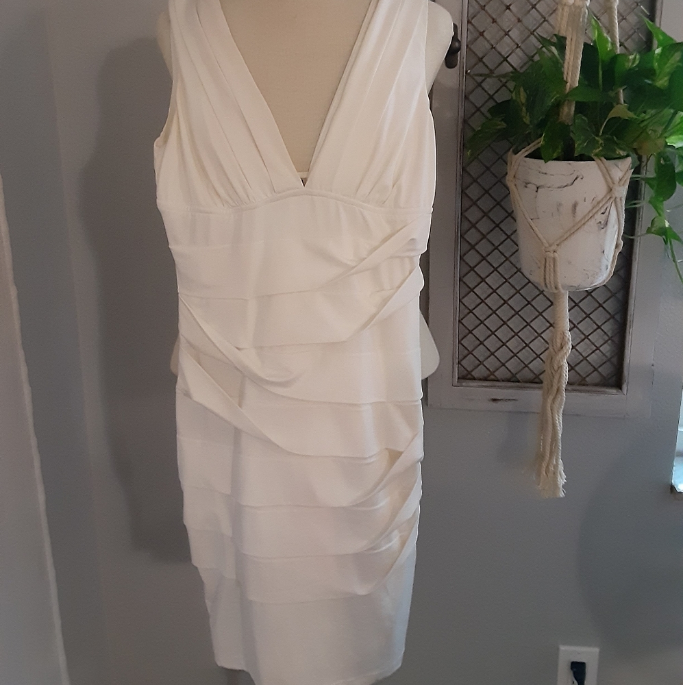 Nikibiki White dress